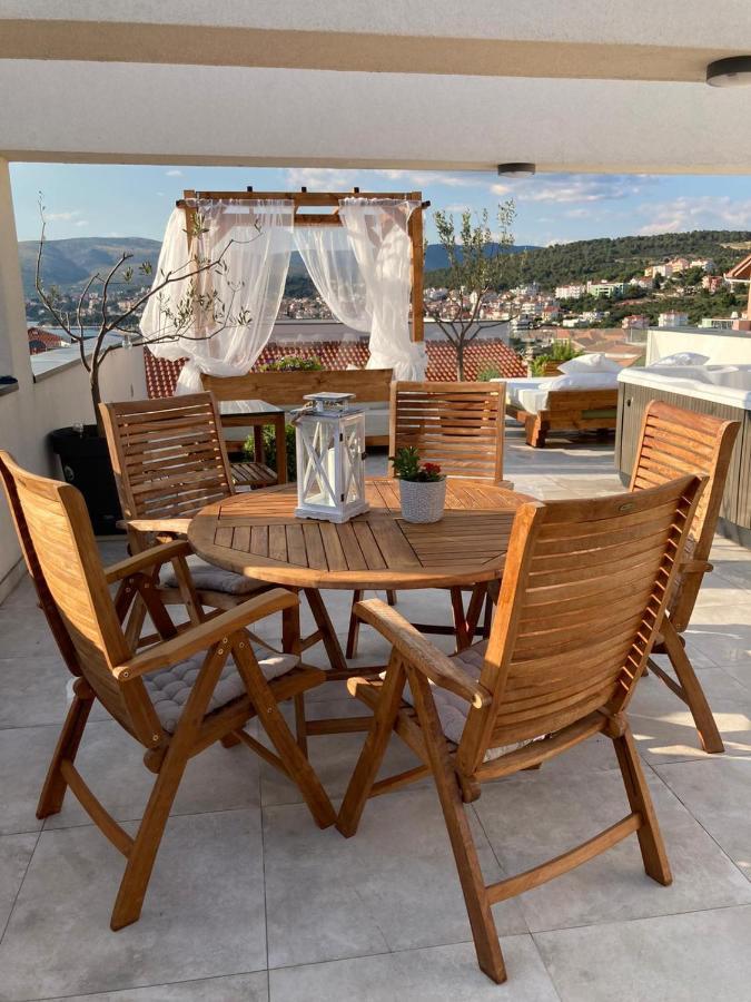 Rooftop Spa Lejlighed Trogir Eksteriør billede