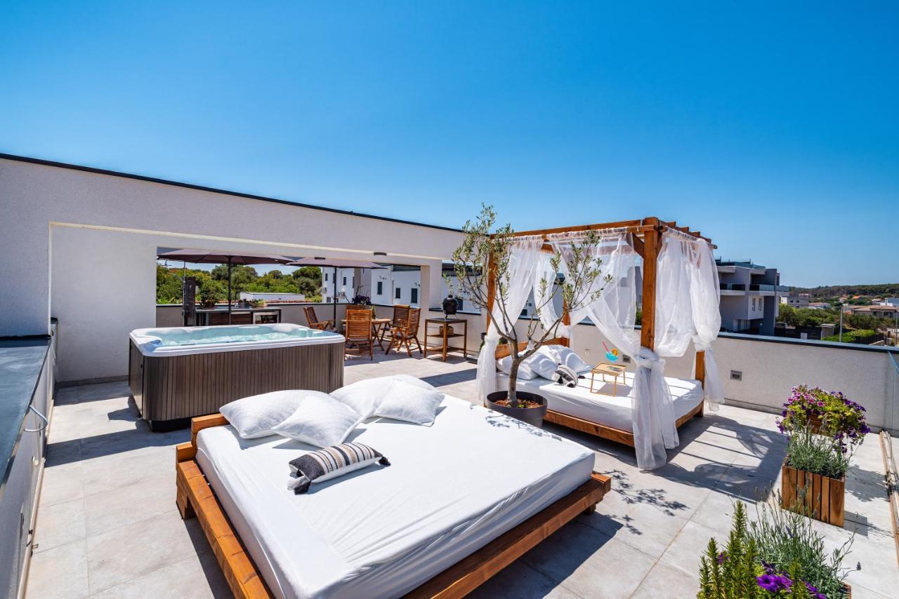 Rooftop Spa Lejlighed Trogir Eksteriør billede